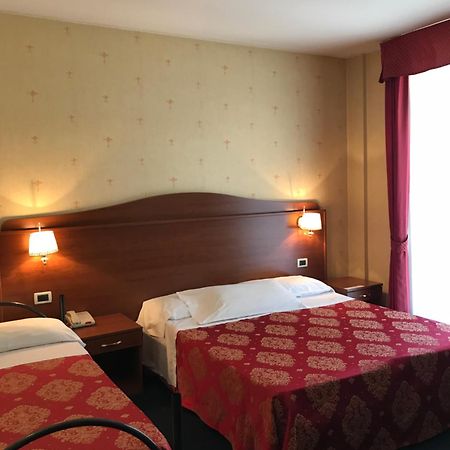 Hotel Rigolfo 몬칼리에리 외부 사진