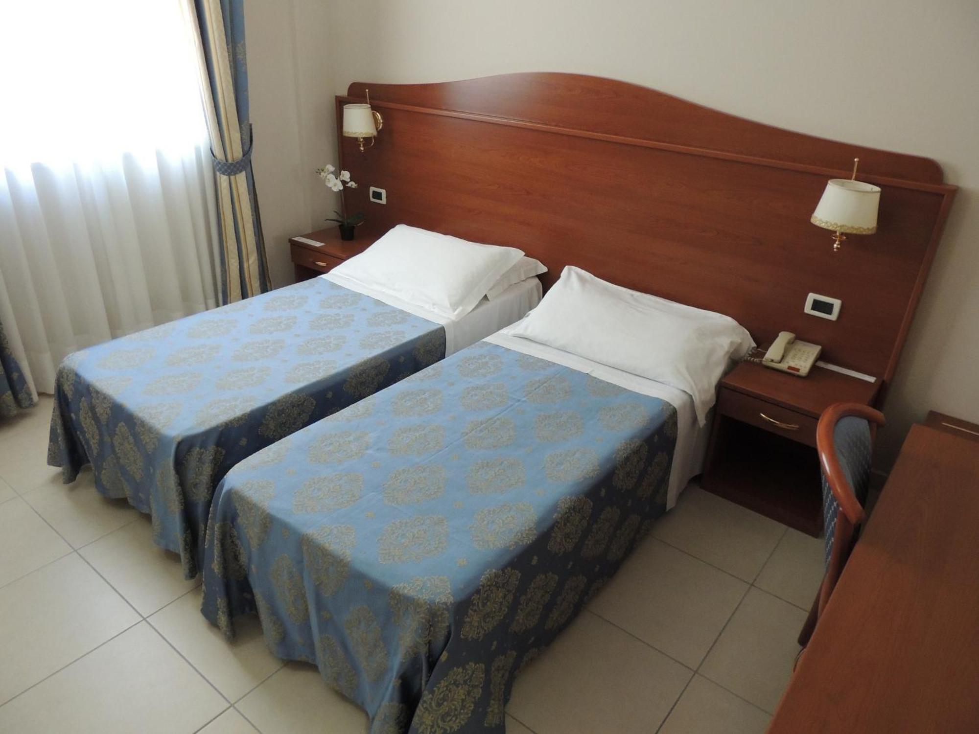 Hotel Rigolfo 몬칼리에리 외부 사진