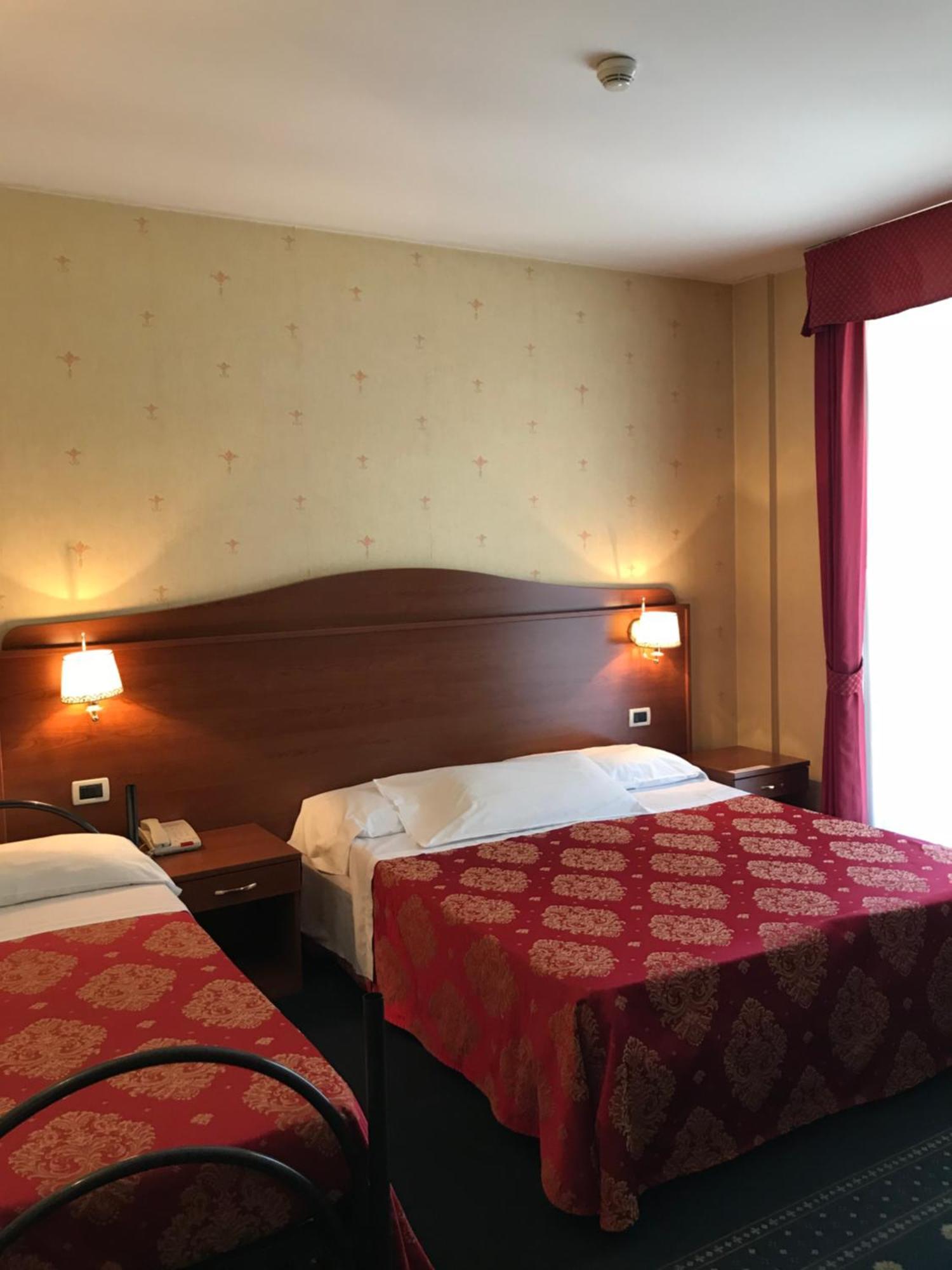 Hotel Rigolfo 몬칼리에리 외부 사진